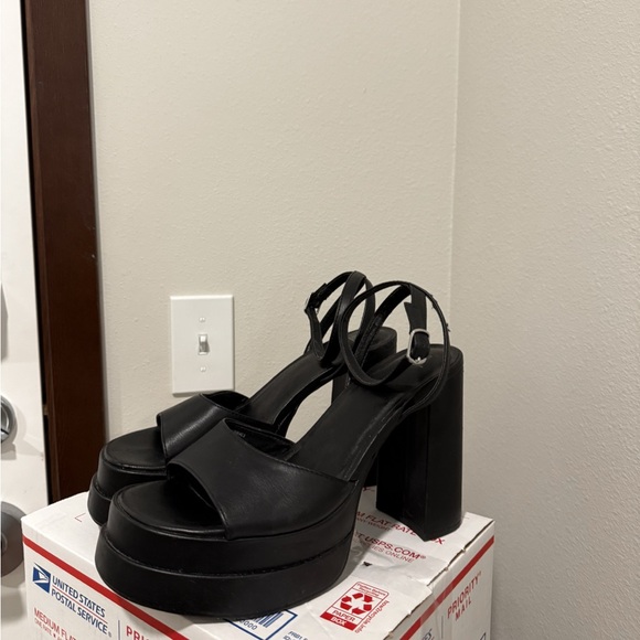 wild fable Shoes - wild fable alessia platform heels